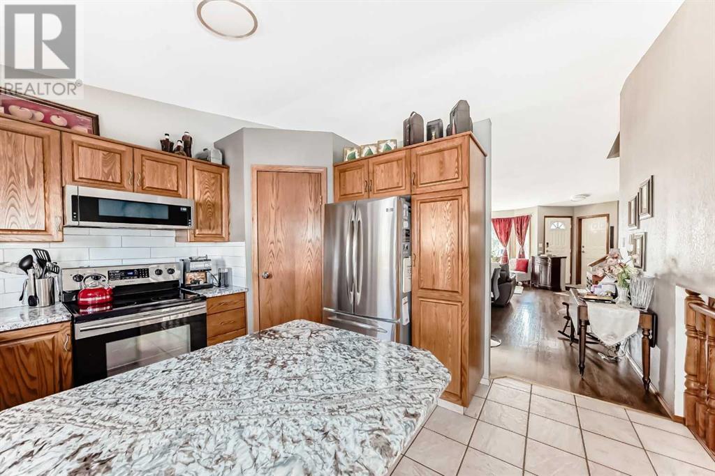 368 Heritage Crescent W, Lethbridge, Alberta  T1K 6S3 - Photo 11 - A2228732