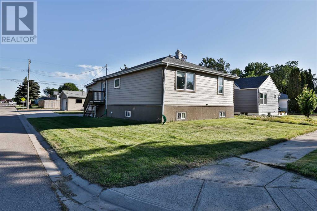 5226 43 Avenue S, Taber, Alberta