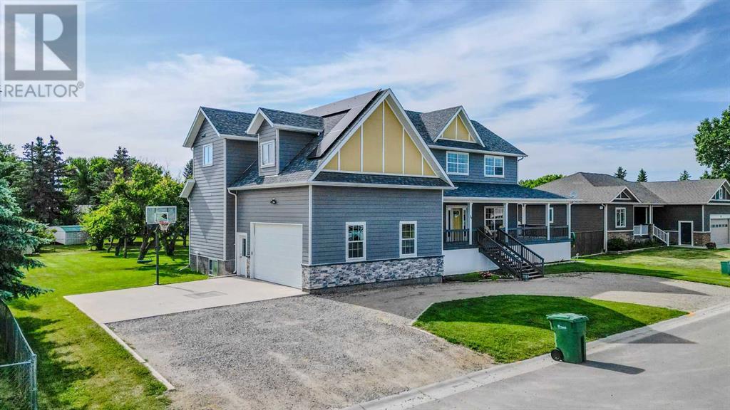 24 N 2a Street E, Magrath, Alberta  T0K 1J0 - Photo 2 - A2236266