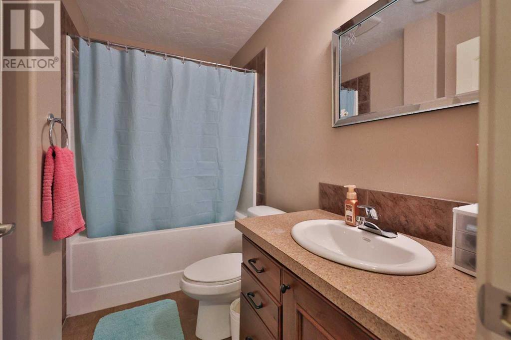 24 N 2a Street E, Magrath, Alberta  T0K 1J0 - Photo 36 - A2236266