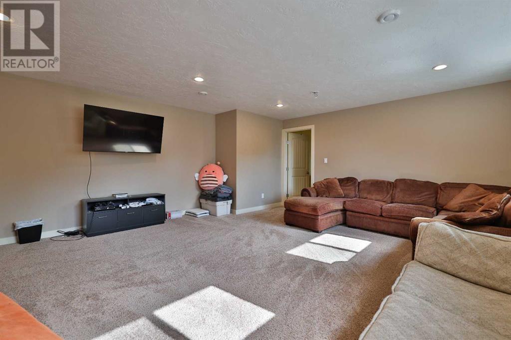 24 N 2a Street E, Magrath, Alberta  T0K 1J0 - Photo 35 - A2236266