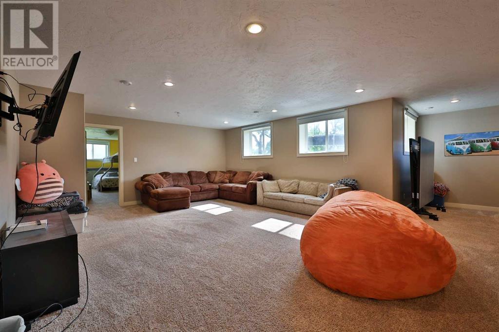 24 N 2a Street E, Magrath, Alberta  T0K 1J0 - Photo 31 - A2236266