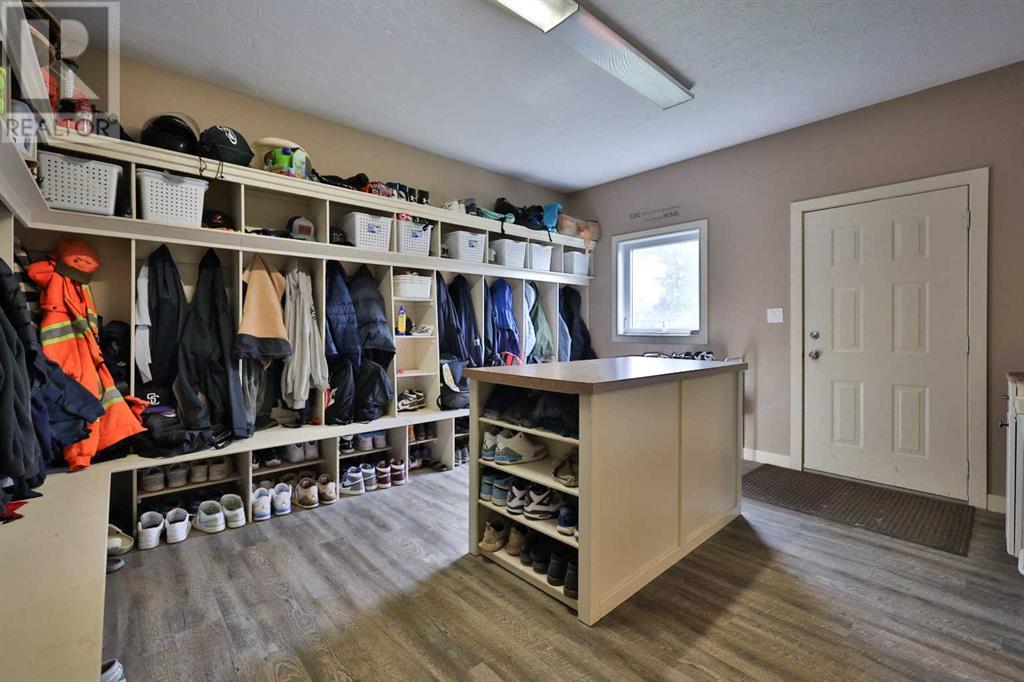 24 N 2a Street E, Magrath, Alberta  T0K 1J0 - Photo 18 - A2236266