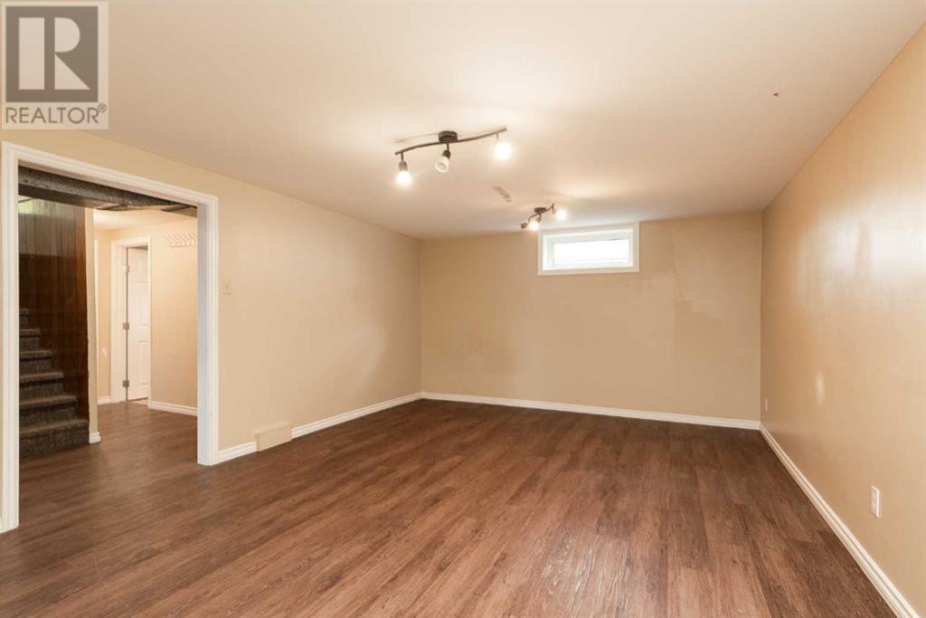 2115 15 Avenue S, Lethbridge, Alberta  T1K 0X4 - Photo 12 - A2235902