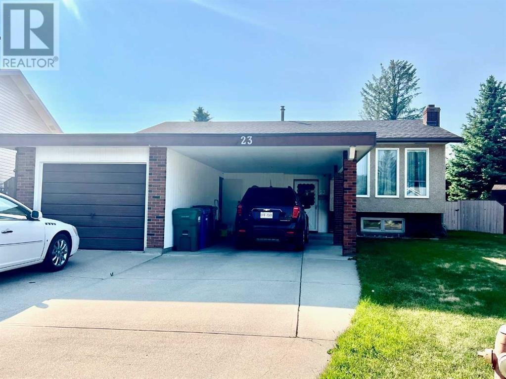 23 Mt Blakiston Place W, Lethbridge, Alberta