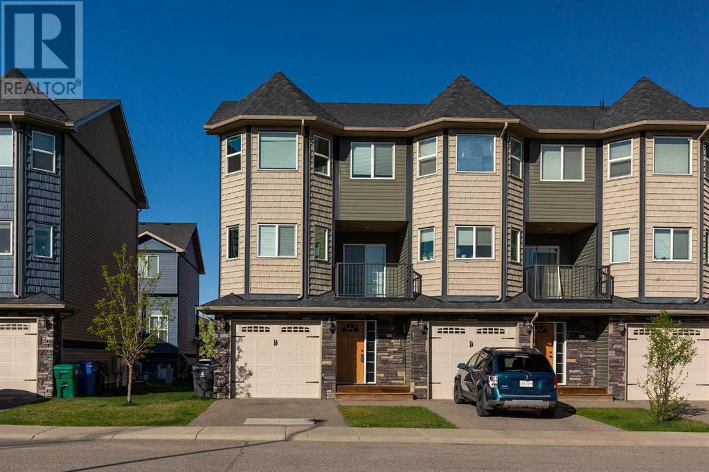 853 Mt Sundance Manor W, Lethbridge, Alberta