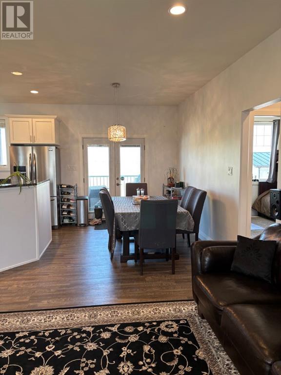 73 Copperleaf Bay, Magrath, Alberta  T0K 1J0 - Photo 4 - A2224819