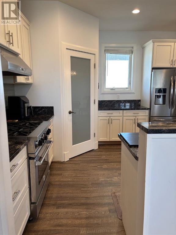 73 Copperleaf Bay, Magrath, Alberta  T0K 1J0 - Photo 6 - A2224819