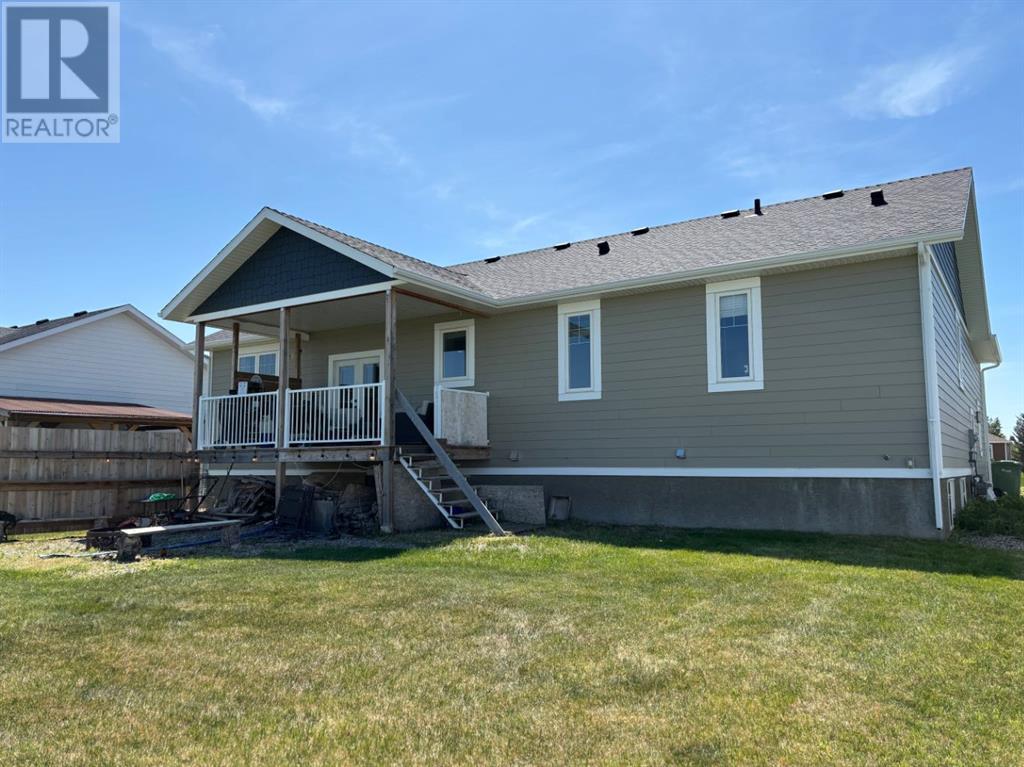 73 Copperleaf Bay, Magrath, Alberta  T0K 1J0 - Photo 40 - A2224819