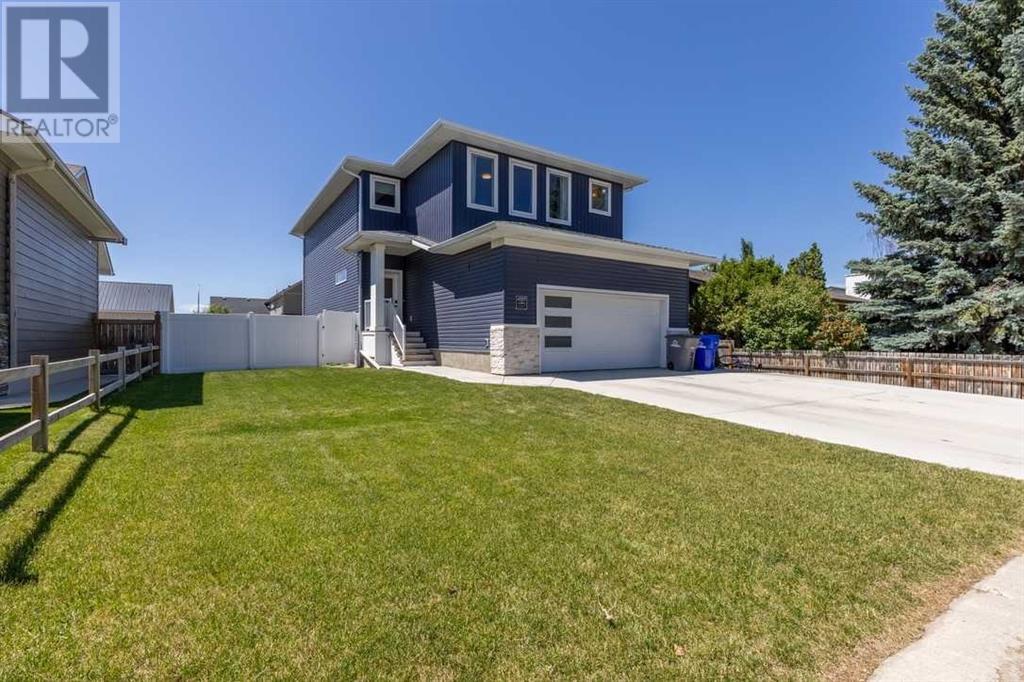 4889 7th Street W, Claresholm, Alberta  T0L 0T0 - Photo 2 - A2236488