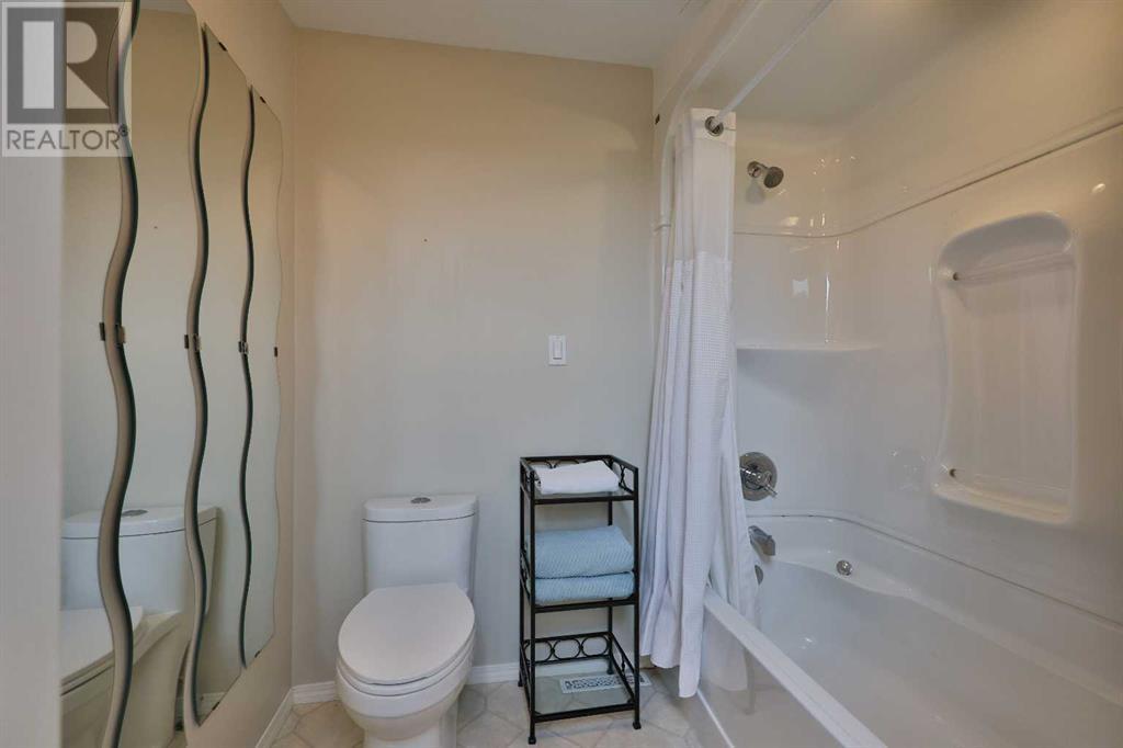 3218 Lakeside Road S, Lethbridge, Alberta  T1K 3H4 - Photo 15 - A2237357