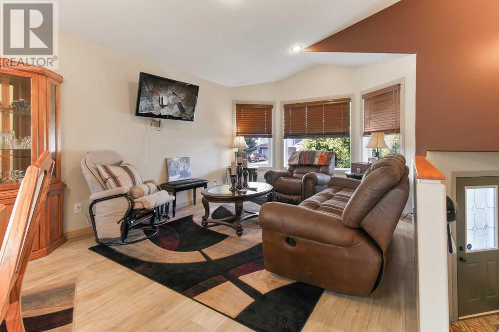 86 Heritage Boulevard W, Lethbridge, Alberta  T1K 6R9 - Photo 6 - A2237590