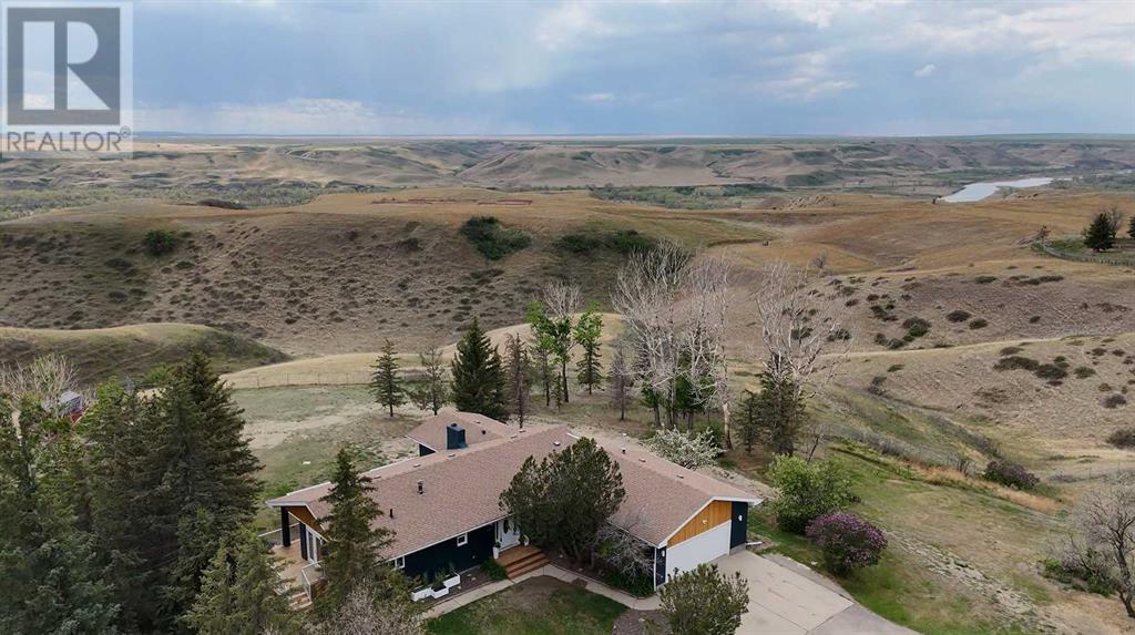 10 Sunset Crescent W, Rural Lethbridge County, Alberta