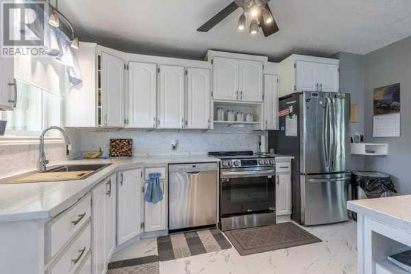 135 5 Street W, Cardston, Alberta  T0K 0K0 - Photo 11 - A2223238