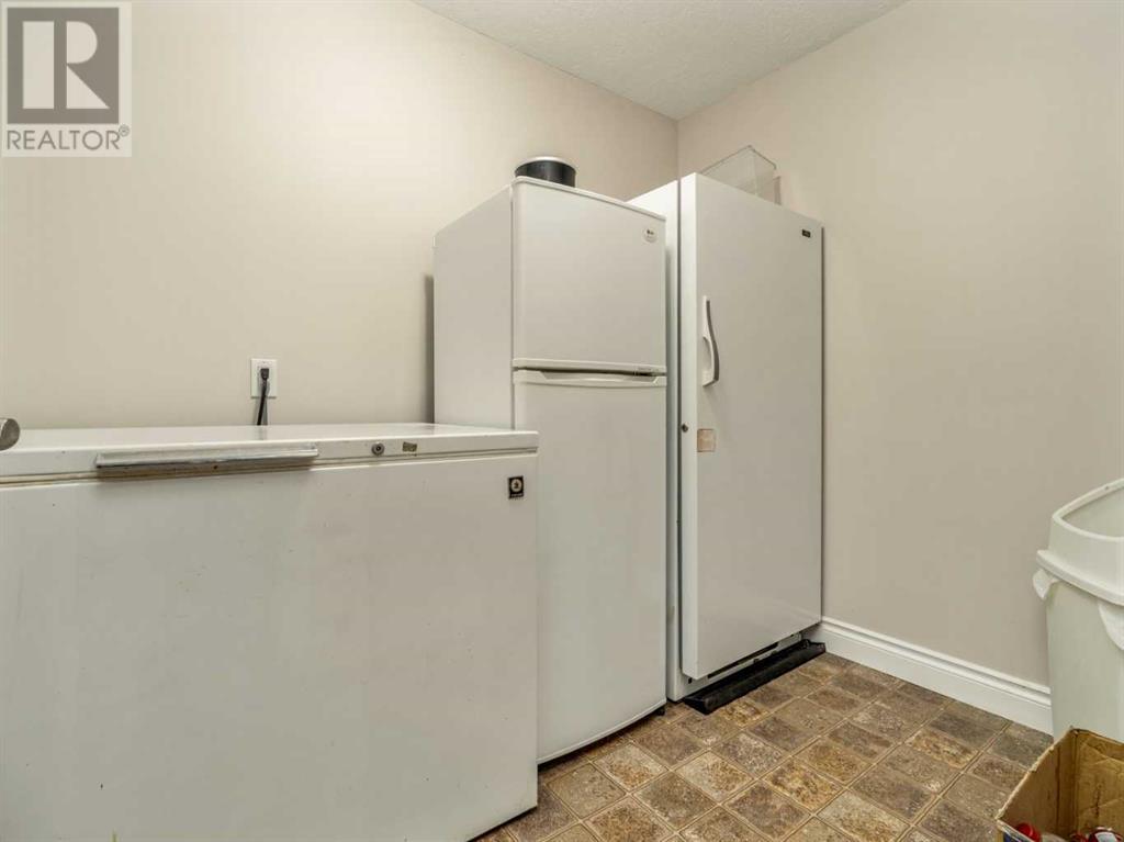 321 10 Street W, Cardston, Alberta  T0K 0K0 - Photo 27 - A2196878