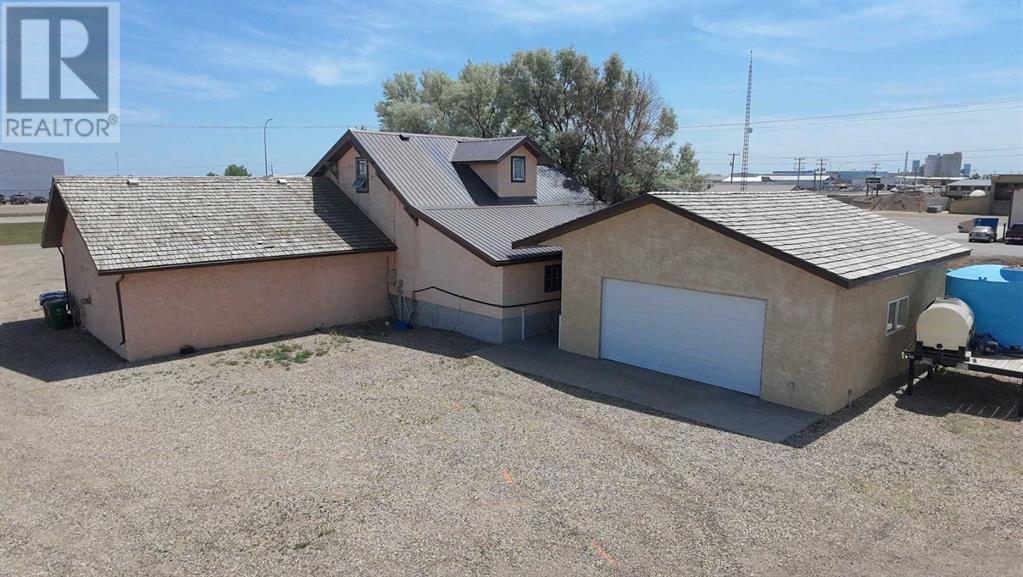 6408 64 Street, Taber, Alberta  T1G 1Z5 - Photo 3 - A2232916