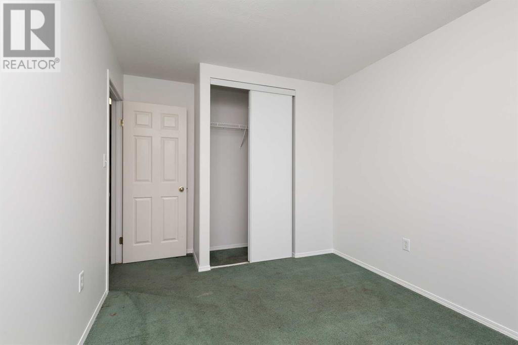 329 4a Street, Stirling, Alberta  T0K 2E0 - Photo 10 - A2225658