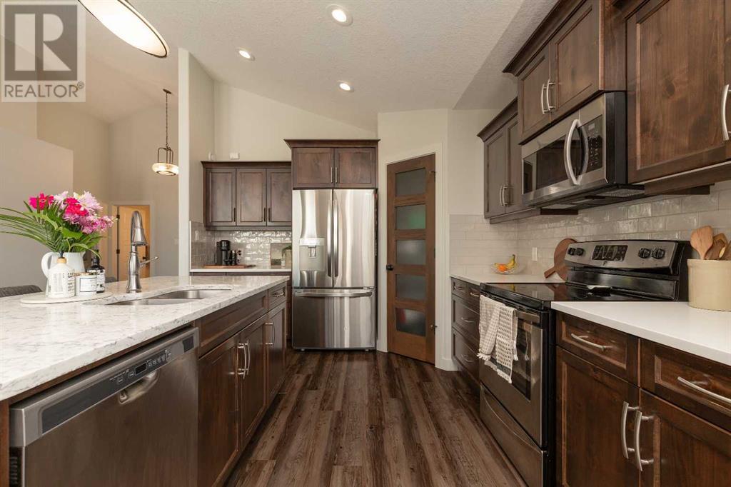 5 Riverford Close W, Lethbridge, Alberta  T1K 8E5 - Photo 7 - A2234545