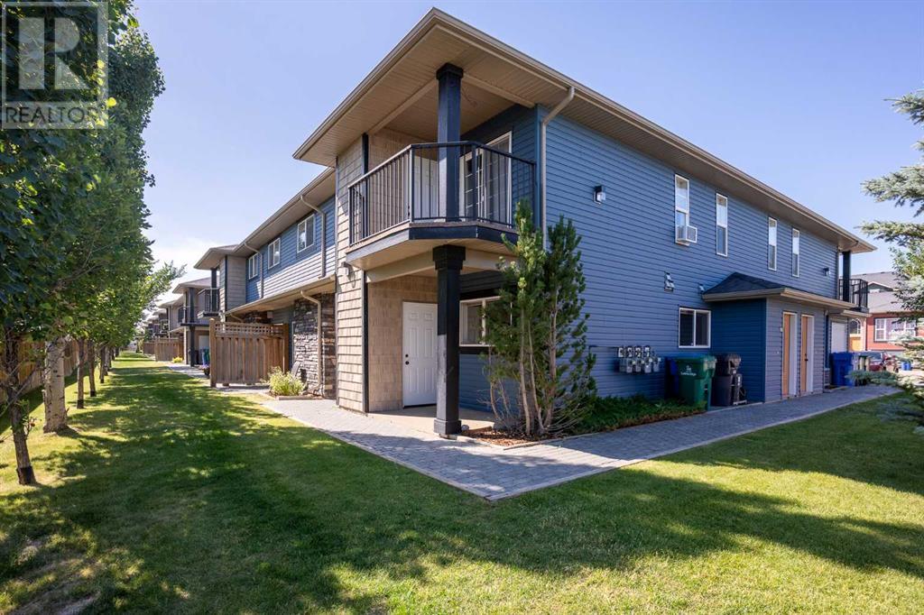 3, 893 Mt Sundance Manor W, Lethbridge, Alberta