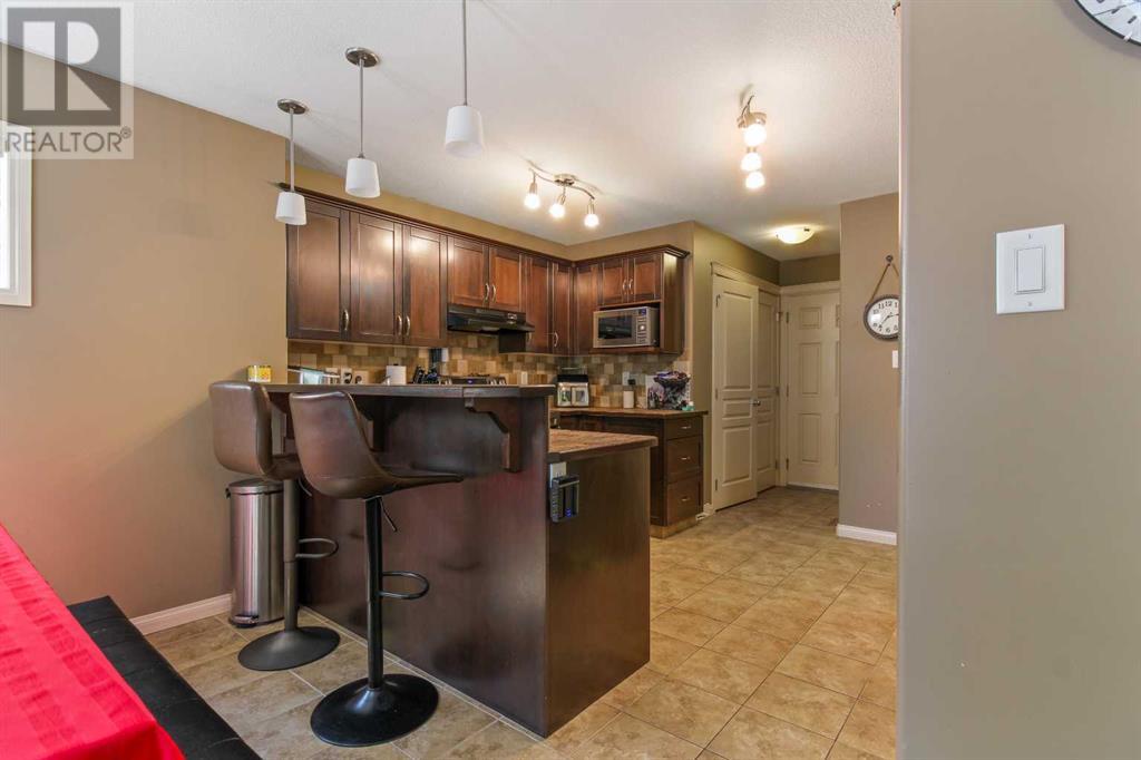 213 Firelight Crescent W, Lethbridge, Alberta  T1J 4W1 - Photo 9 - A2237816