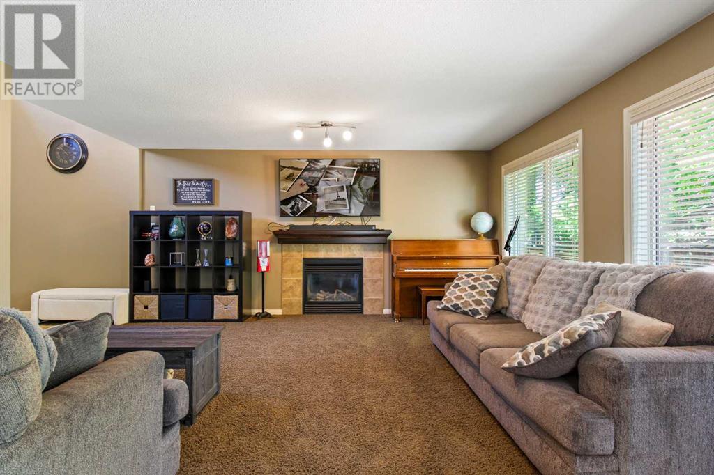213 Firelight Crescent W, Lethbridge, Alberta  T1J 4W1 - Photo 11 - A2237816