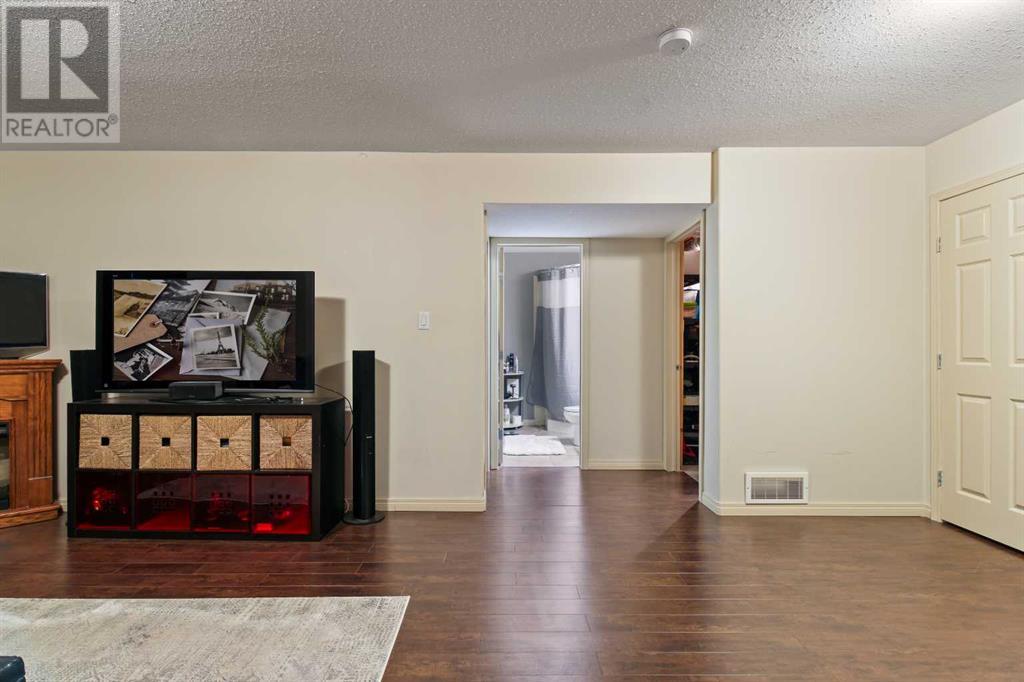 213 Firelight Crescent W, Lethbridge, Alberta  T1J 4W1 - Photo 29 - A2237816