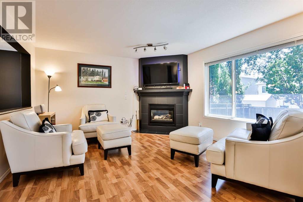 16 Fairmont Park Landing S, Lethbridge, Alberta  T1K 7L1 - Photo 12 - A2235225