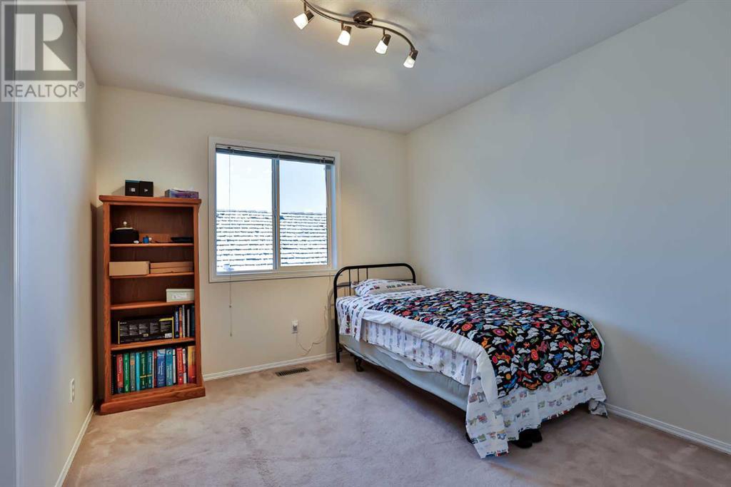 16 Fairmont Park Landing S, Lethbridge, Alberta  T1K 7L1 - Photo 16 - A2235225