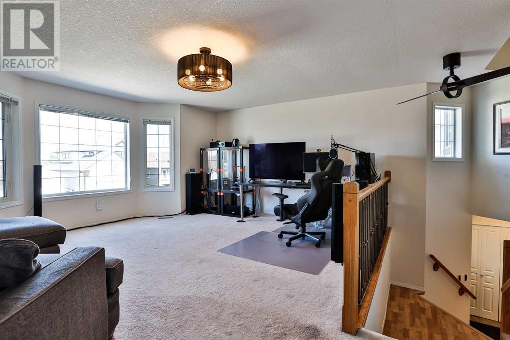 16 Fairmont Park Landing S, Lethbridge, Alberta  T1K 7L1 - Photo 22 - A2235225