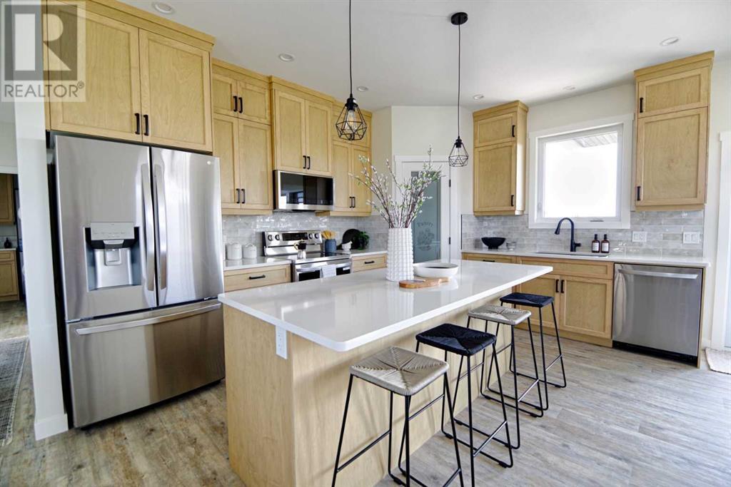 3113 13 Street, Coaldale, Alberta  T1M 0E7 - Photo 5 - A2216771