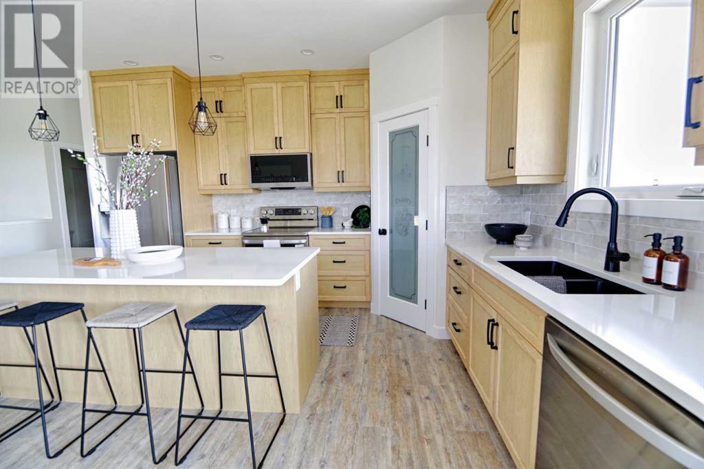 3113 13 Street, Coaldale, Alberta  T1M 0E7 - Photo 9 - A2216771