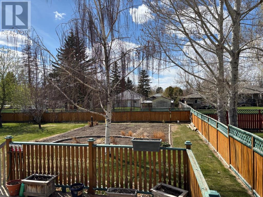 10 Centennial Place, Magrath, Alberta  T0K 1J0 - Photo 33 - A2215674