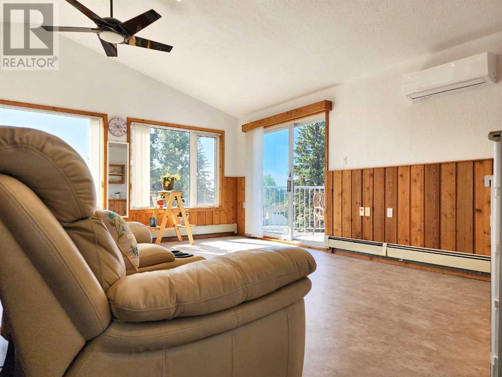 380 47 Avenue W, Claresholm, Alberta  T0L 0T0 - Photo 30 - A2235739