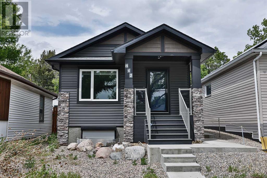817 8 Avenue S, Lethbridge, Alberta