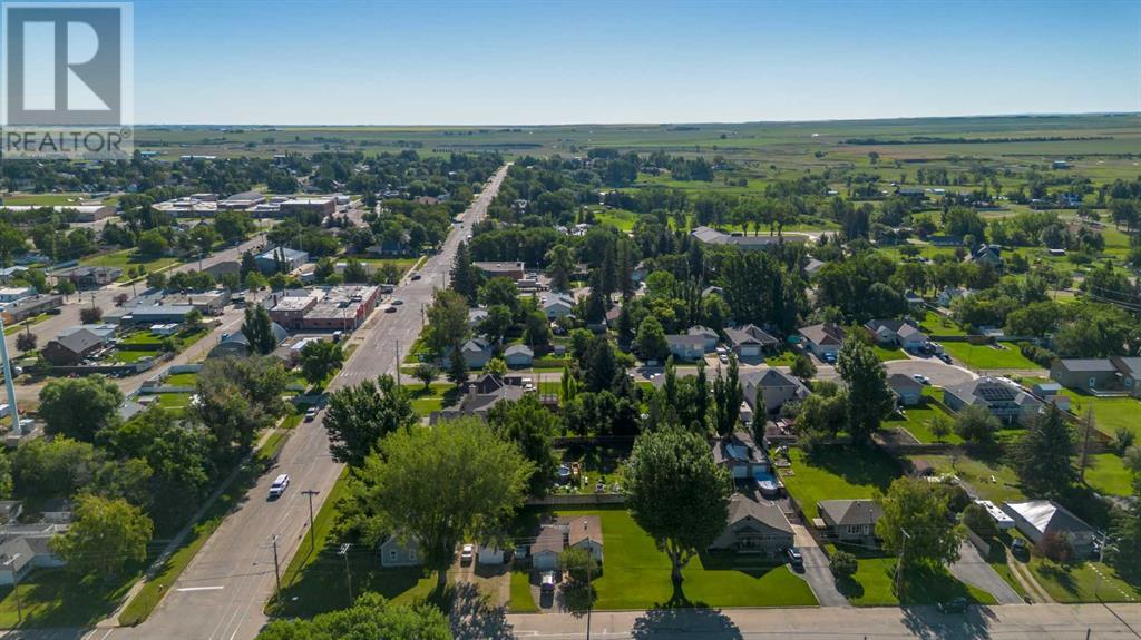 115 S 2 Street W, Magrath, Alberta  T0K 1J0 - Photo 12 - A2237351