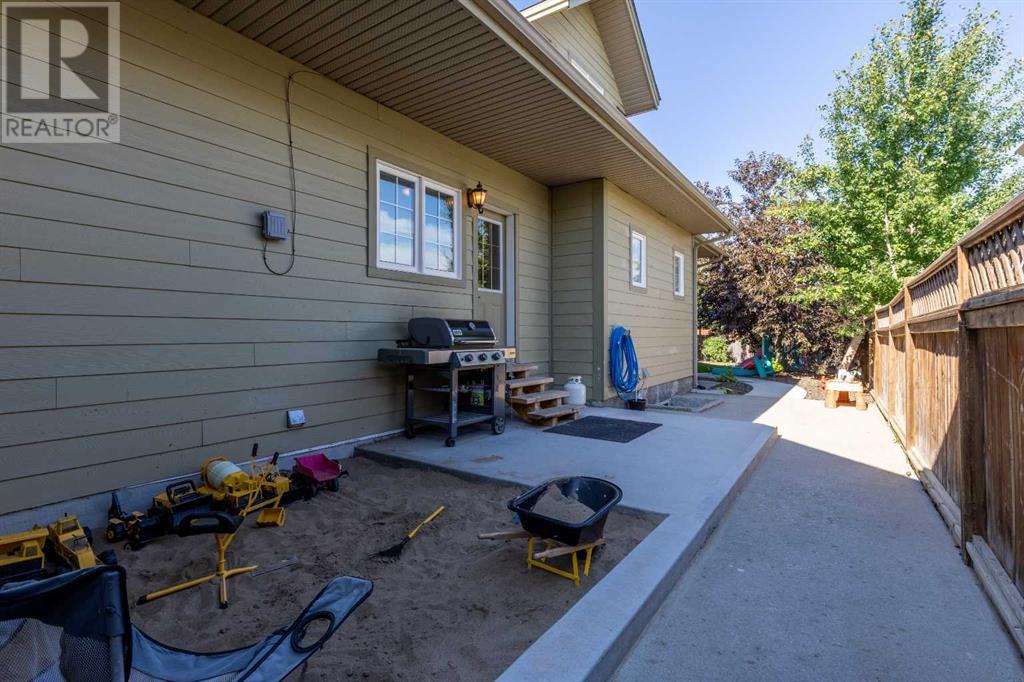 602 Centennial Avenue, Nobleford, Alberta  T0L 1S0 - Photo 42 - A2238783