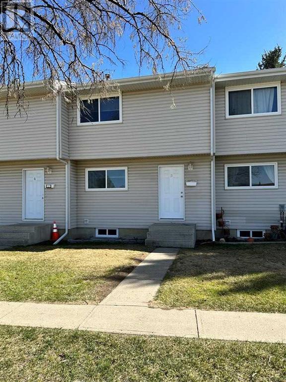3, 55 Lemoyne Crescent W, Lethbridge, Alberta