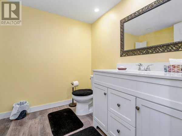 242 1st Street W, Cardston, Alberta  T0K 0K0 - Photo 33 - A2232408