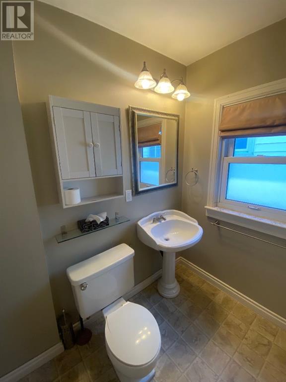 1241 6 Avenue S, Lethbridge, Alberta  T1J 1A3 - Photo 10 - A2238405