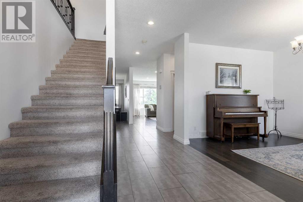 409 Arbourwood Terrace S, Lethbridge, Alberta  T1K 5V8 - Photo 4 - A2238141
