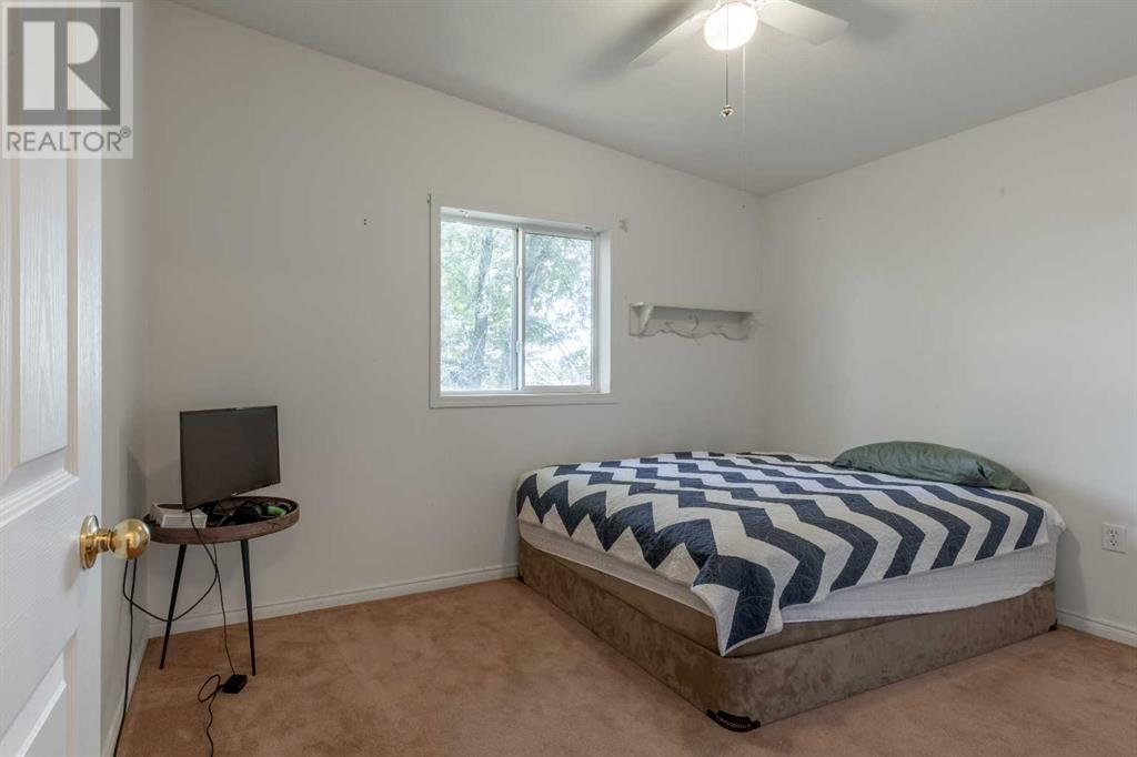69 N 4 Street W, Magrath, Alberta  T0K 2E0 - Photo 21 - A2232571