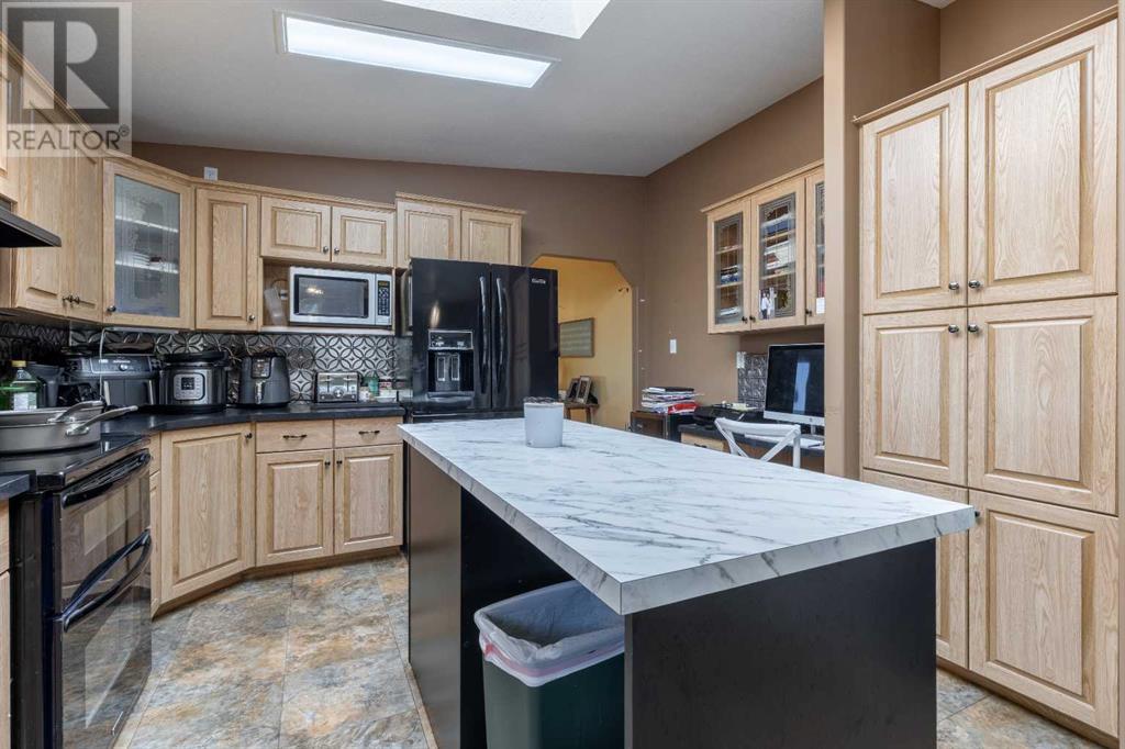 69 N 4 Street W, Magrath, Alberta  T0K 2E0 - Photo 10 - A2232571