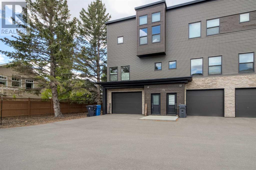 1, 270 Couleesprings Terrace S, Lethbridge, Alberta