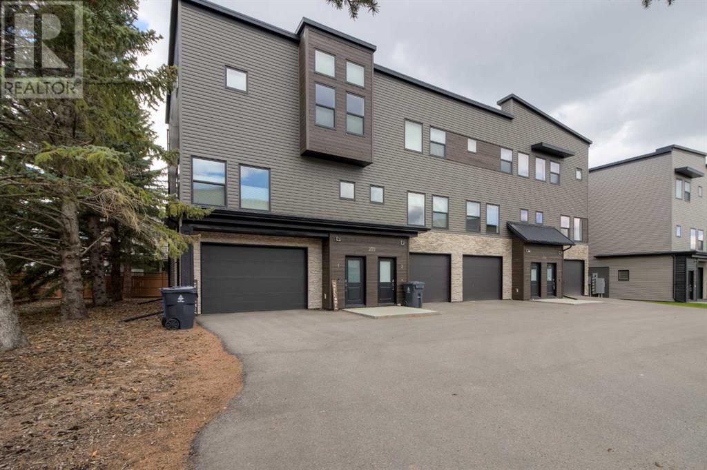 1, 270 Couleesprings Terrace S, Lethbridge, Alberta  T1K 5P1 - Photo 3 - A2210147