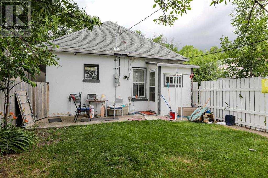 413 12c Street N, Lethbridge, Alberta  T1H 2N2 - Photo 20 - A2238455