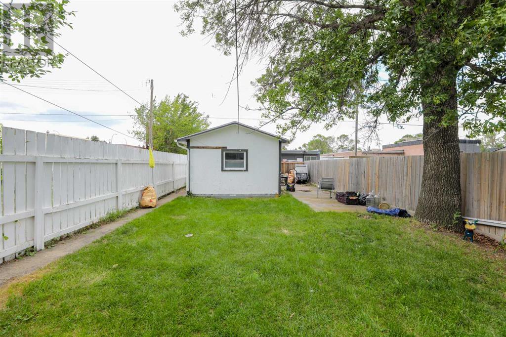 413 12c Street N, Lethbridge, Alberta  T1H 2N2 - Photo 21 - A2238455