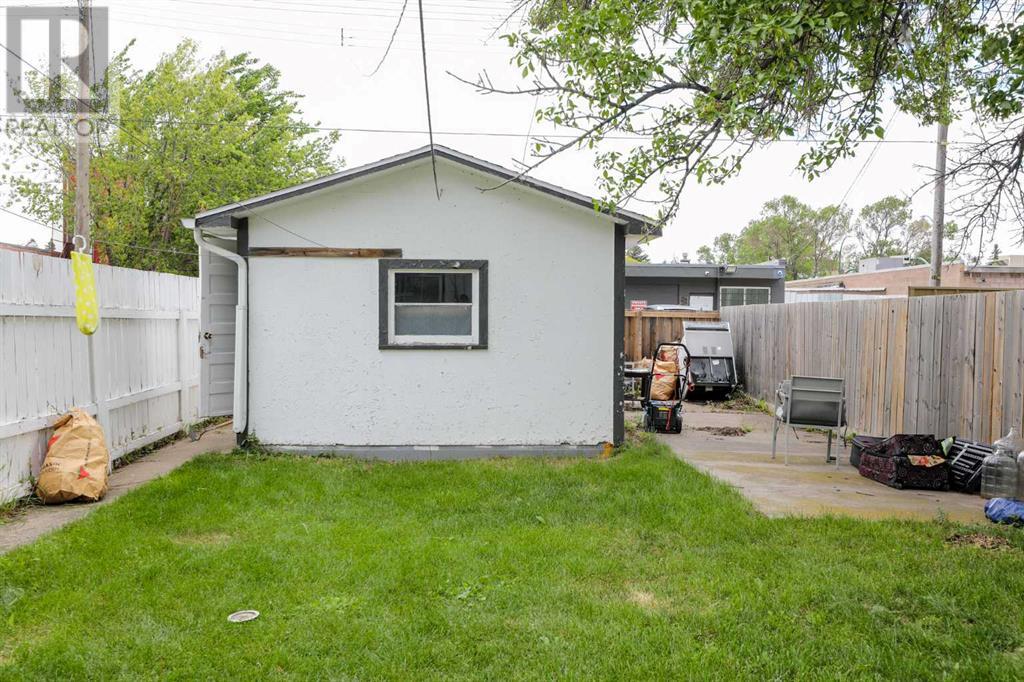 413 12c Street N, Lethbridge, Alberta  T1H 2N2 - Photo 22 - A2238455
