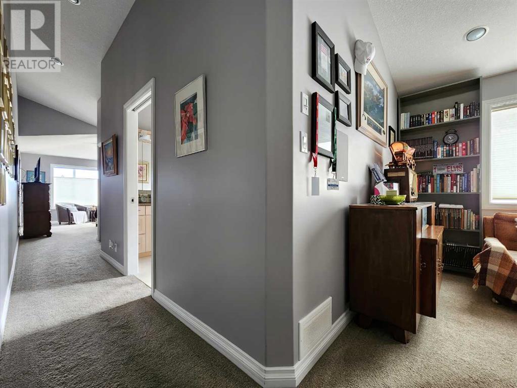 295 Canyon Boulevard W, Lethbridge, Alberta  T1K 6V2 - Photo 22 - A2207300