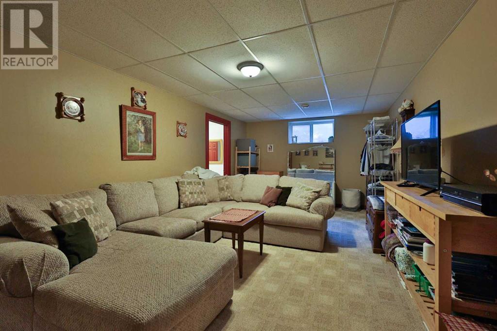 854 3 Street W, Cardston, Alberta  T0K 0K0 - Photo 25 - A2236164