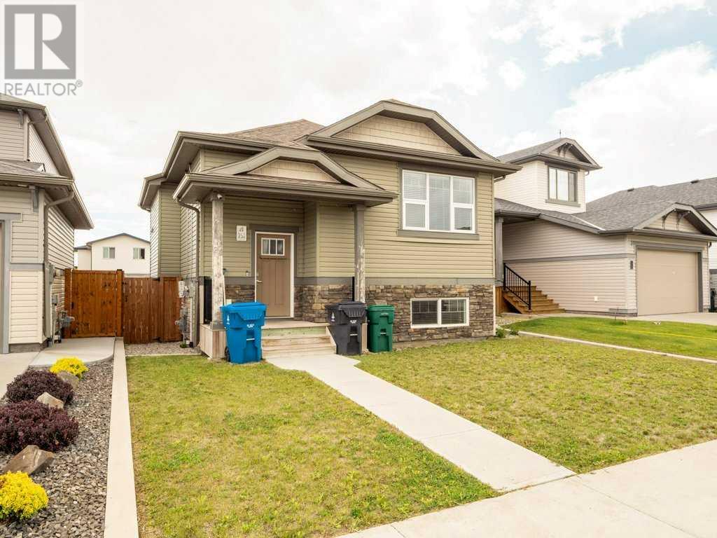 253 Lasalle Terrace W, Lethbridge, Alberta  T1J 5G9 - Photo 2 - A2239163